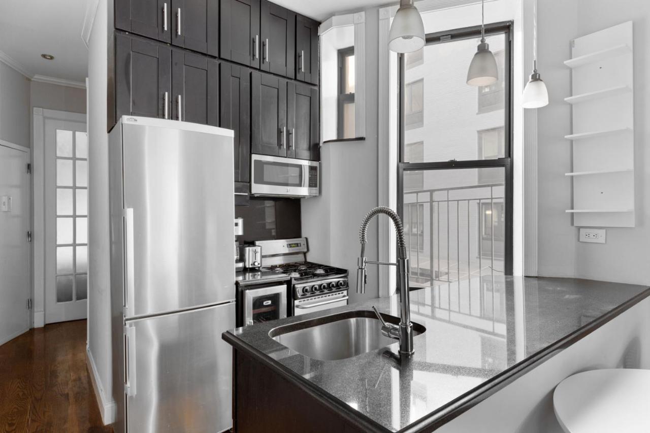 Apartment Les 2br W Private Balcony Wd Nr Park Nyc-1277 *