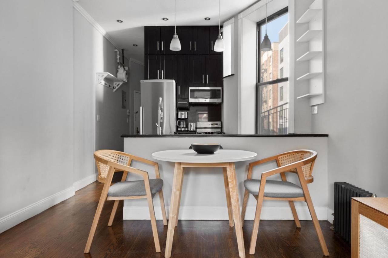 Apartment Les 2br W Private Balcony Wd Nr Park Nyc-1277 New York
